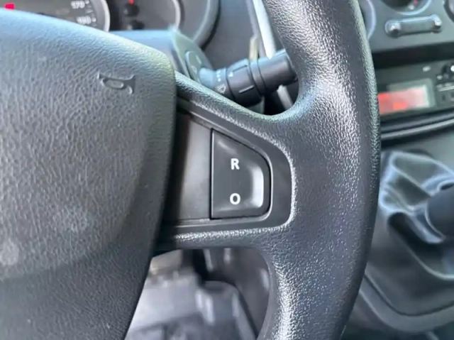Renault Kangoo fourgonnette 1.5 dci 75ch grand confort — photo 21