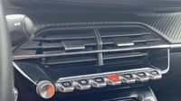 Peugeot 208 Style PureTech 100 S S BVM6 — photo 15