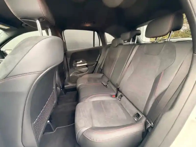 Mercedes Gla 250 e amg line — photo 10