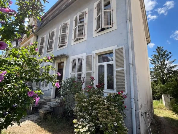 Maison 8 pièces 208 m²