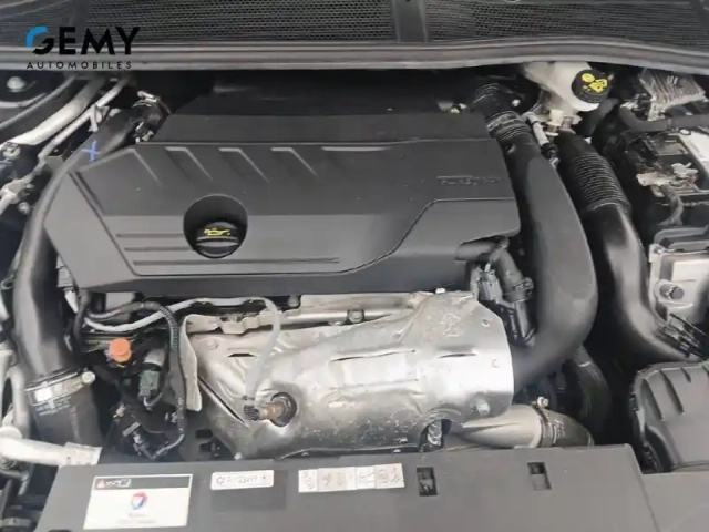 Peugeot 408 phev 225 e-eat8 — photo 12