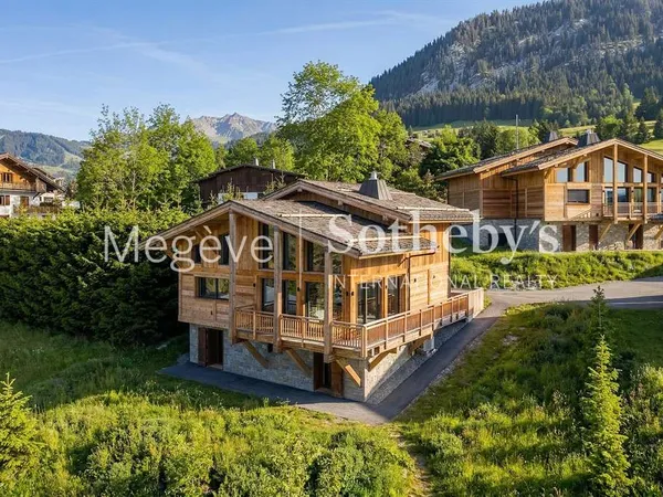 Chalet 8 pièces 220 m²