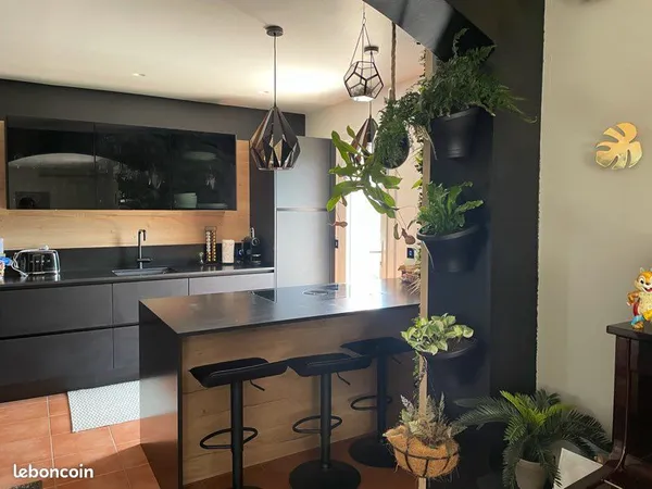 Maison charmante avec jolie vue dégagée
