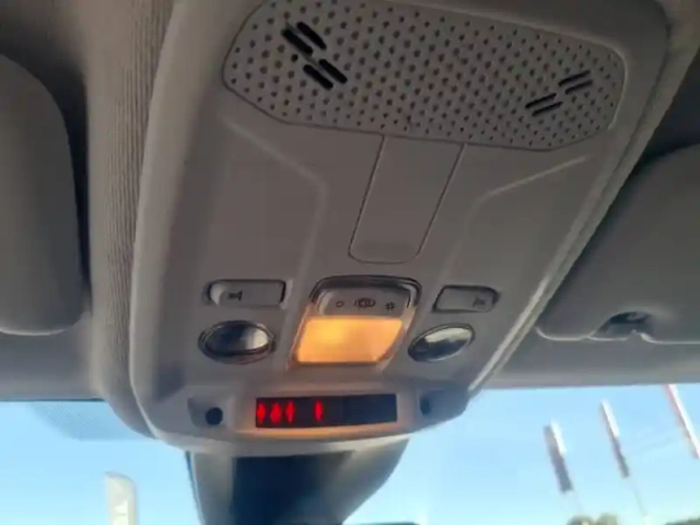 Peugeot 208 puretech 75 s&amp;s bvm5 — photo 22