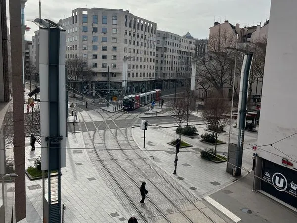 Place de parking Charpennes