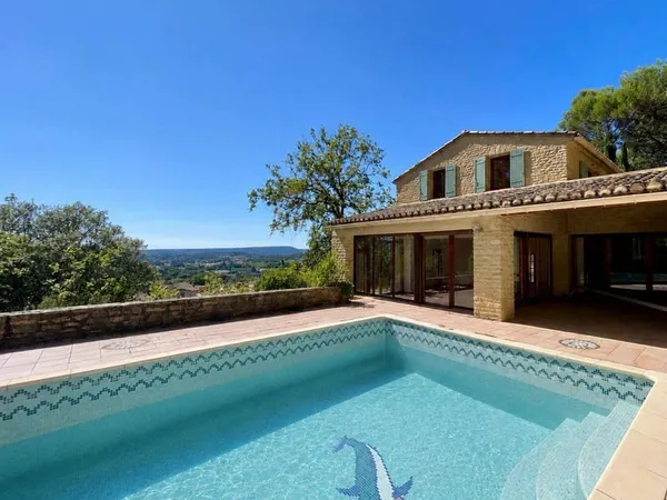 Maison 5 pièces 199 m²