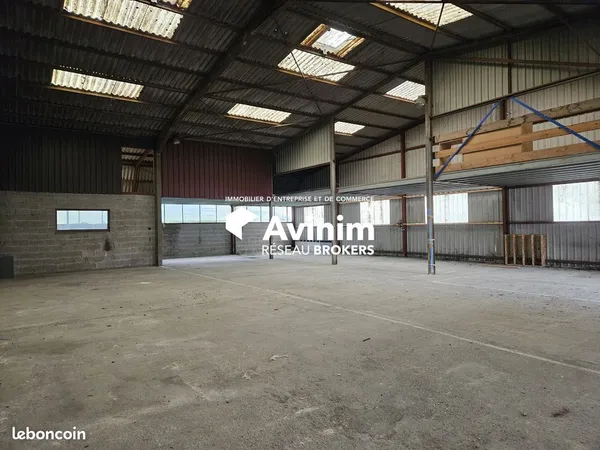 Entrepôt 531 m² Bourg-en-Bresse