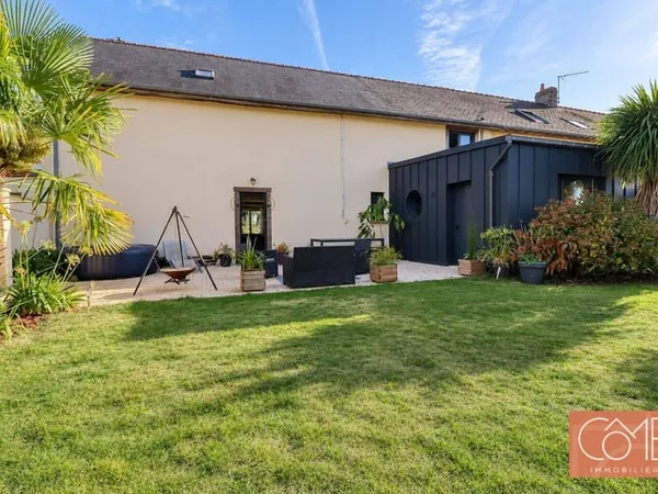 Maison 7 pièces 151 m²