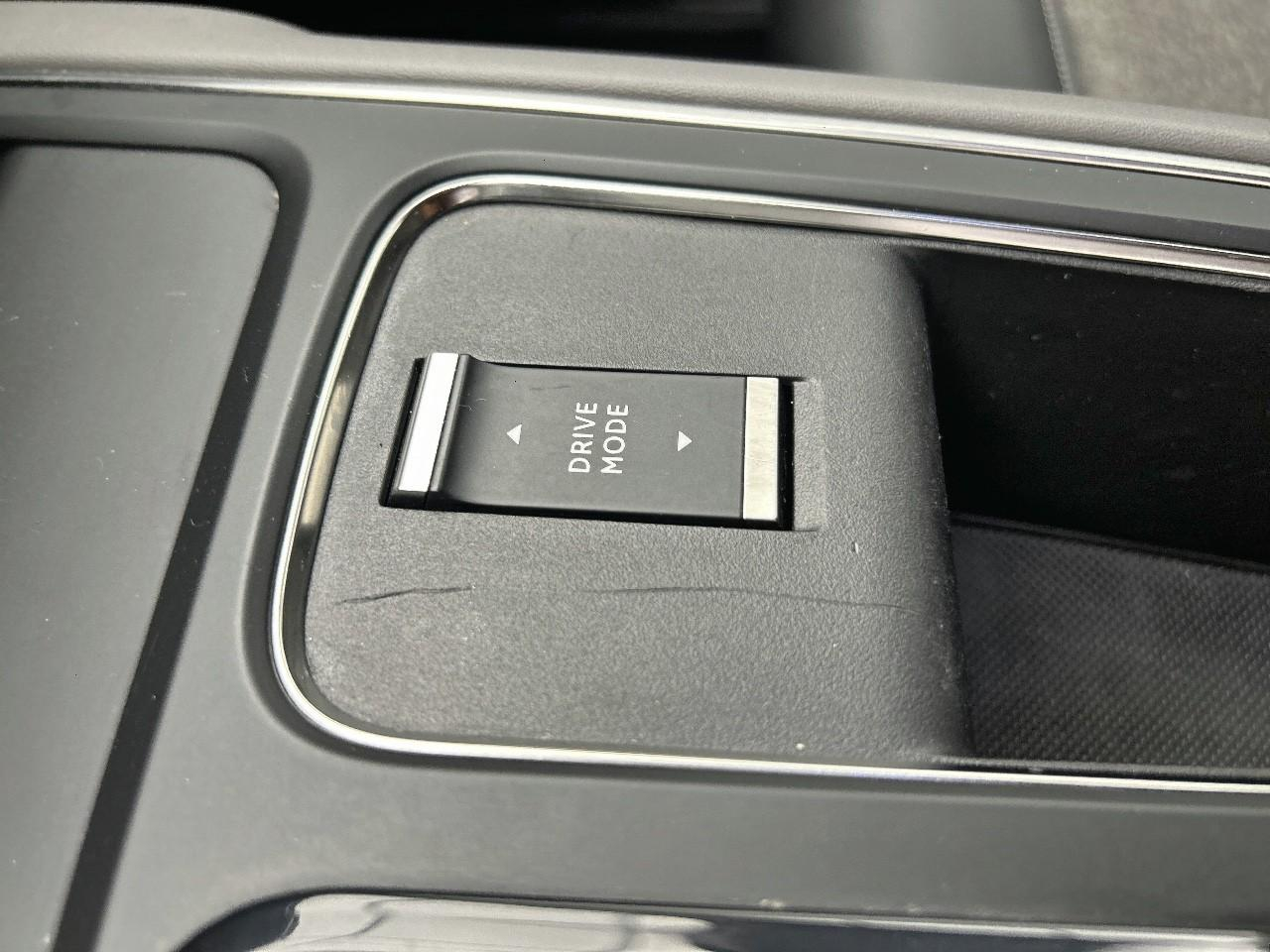 Citroën C5 Aircross hybride rechargeable 225 s&s e-eat8 feel — photo 19
