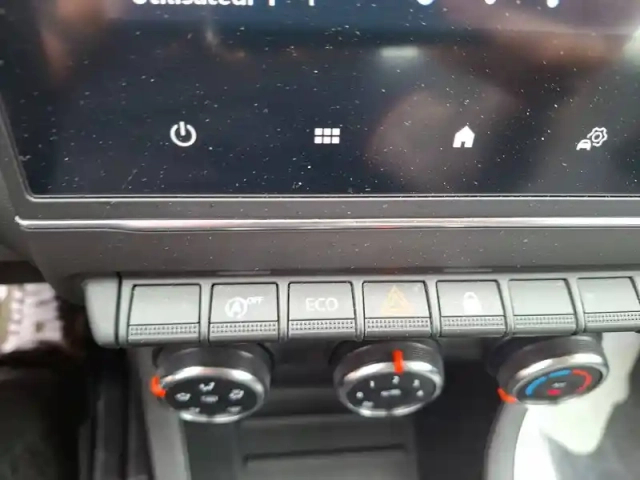 Renault Clio blue dci 100 ch gsr2 — photo 25