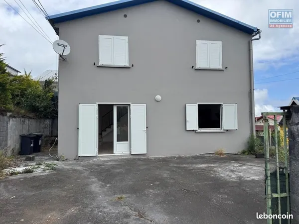 A louer charmante villa de type F3 entièrement rénovée