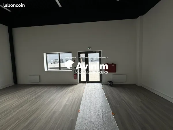 Entrepôt 620 m² Les Pavillons-sous-Bois