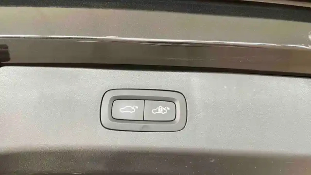 Lynk&Amp;Co 01 1.5 phev 261 ch dcth7 — photo 6