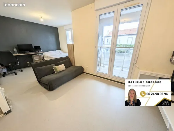 Studio 1 pièce 28 m²