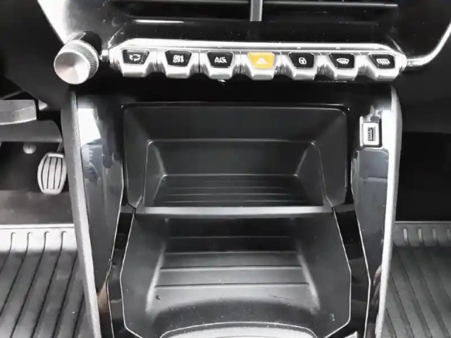 Peugeot 208 bluehdi 100 s&amp;s bvm6 — photo 23