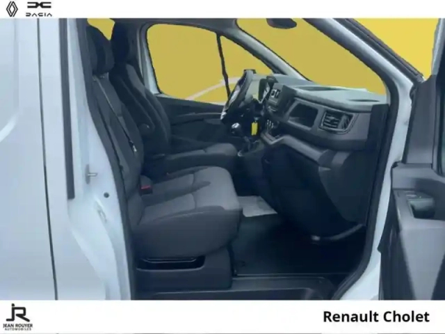 Renault Trafic fg l1h1 2t8 2.0 blue dci 110ch confort (soit 18300? ht) — photo 4