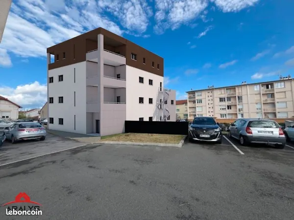 Commerce 241 m²