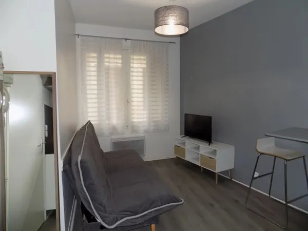 Studio 1 pièce 20 m²