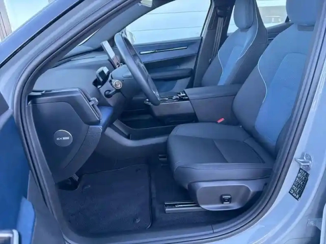 Volvo Ex30 single extended range 272ch ultra — photo 9