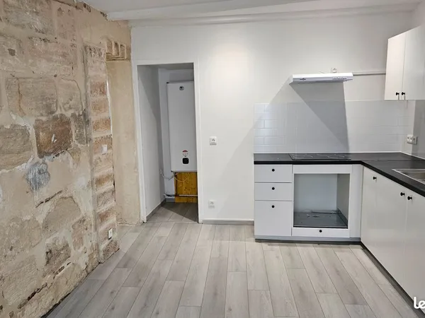 Grand T2 Langon beaucoup charme état neuf