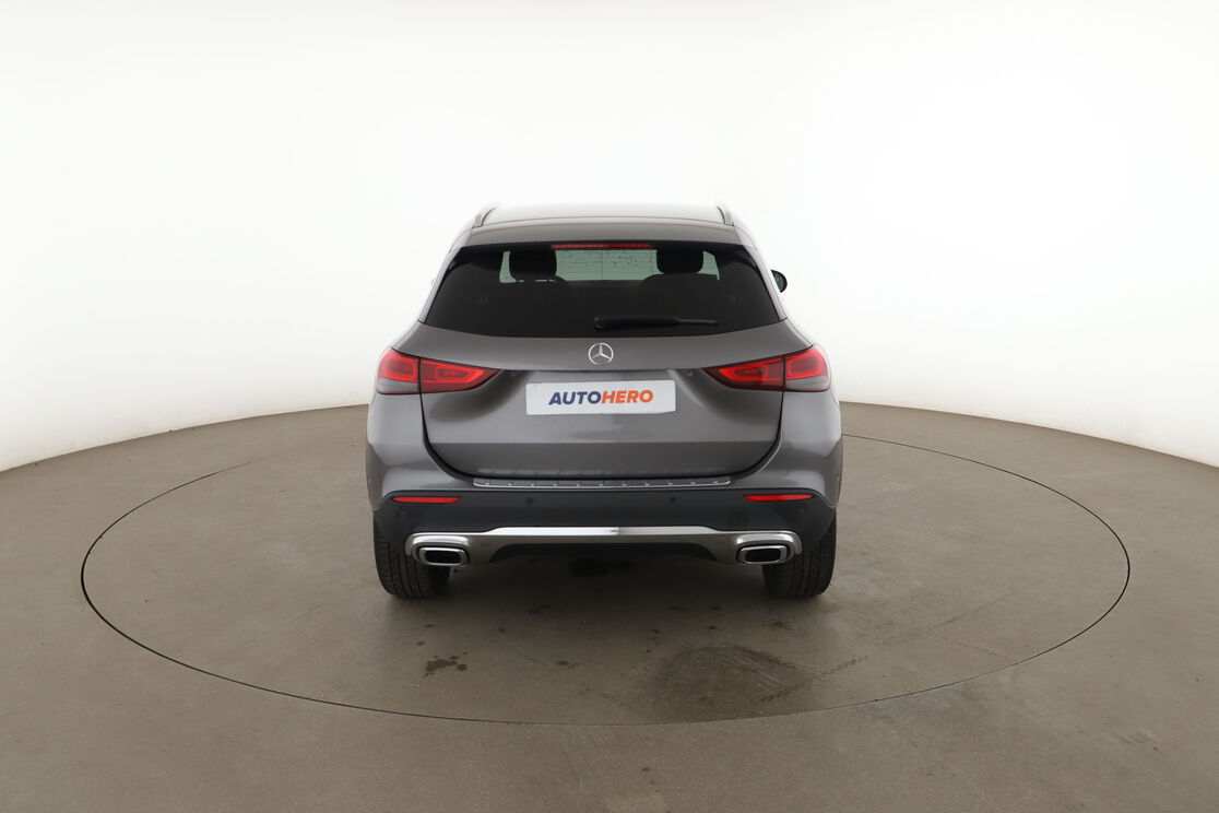 Mercedes-Benz GLA 200 d Progressive Line DCT — photo 4