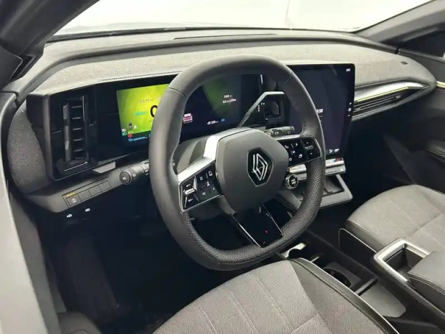 Renault Megane e-tech 220 ch autonomie confort gsr2 — photo 50