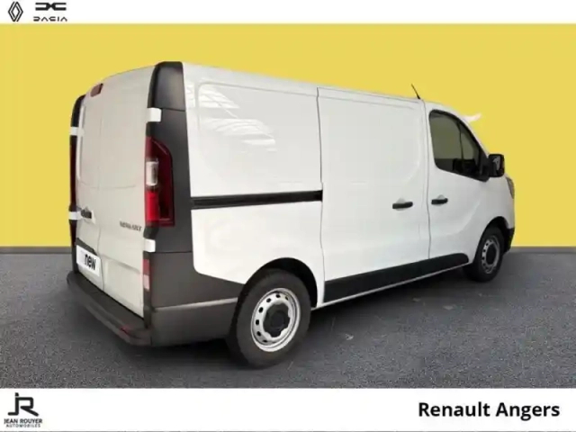 Renault Trafic fg l1h1 3t 2.0 blue dci 130ch confort - 16490? ht — photo 13