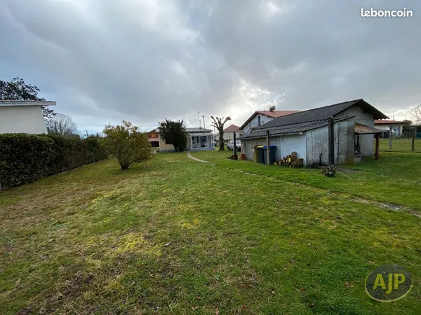 Terrain 600 m² LEGE CAP FERRET