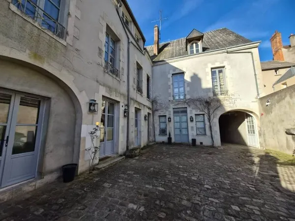 Demeure 10 pièces 300 m²