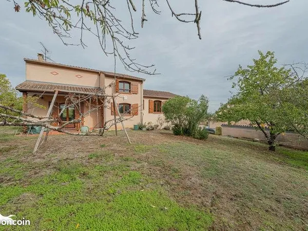 Maison 5 pièces 136 m²