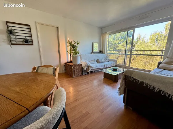 Appartement 84 m² - Dernier étage - Balcon - Parking - Saint-Leu-la-Forêt