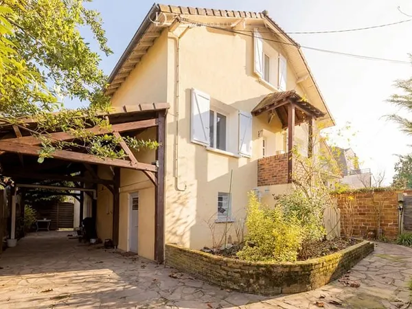 Maison Champs Sur Marne 7 pièce(s) 167 m2