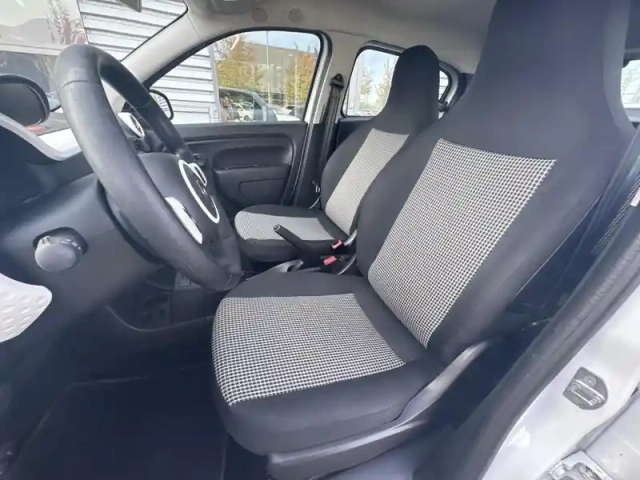 Renault Twingo 1.0 sce 65ch life — photo 12