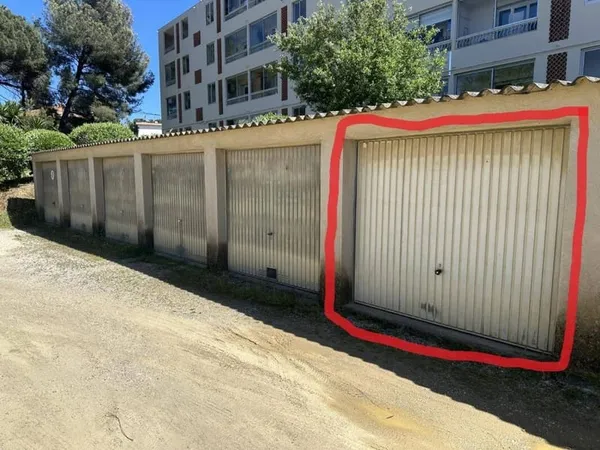 Garage et parking Location La Seyne-sur-Mer 105€