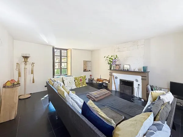 Vends maison de village - 185 m² - 6 pièces, 4 chambres - Saint-Mard-de-Réno 61400