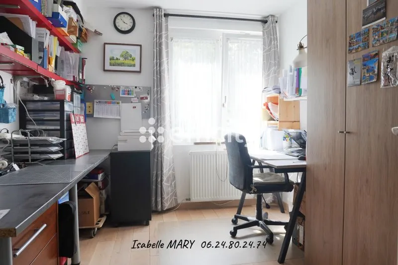 Photo 6