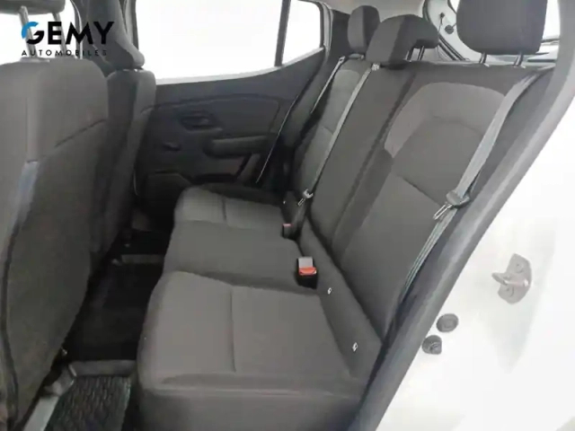 Dacia Sandero sce 65 — photo 10