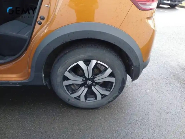 Dacia Sandero eco-g 100 — photo 11