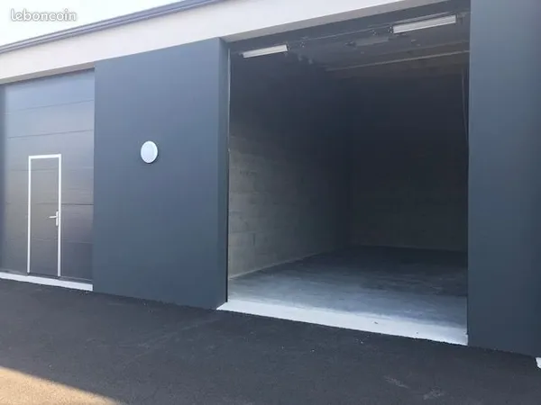 CELLULE DE STOCKAGE ou GARAGE