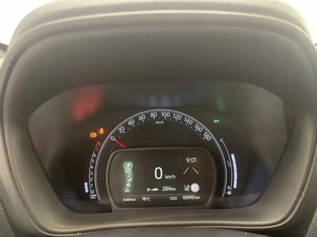 Toyota Aygo 1.0 vvt-i 72 dynamic — photo 19