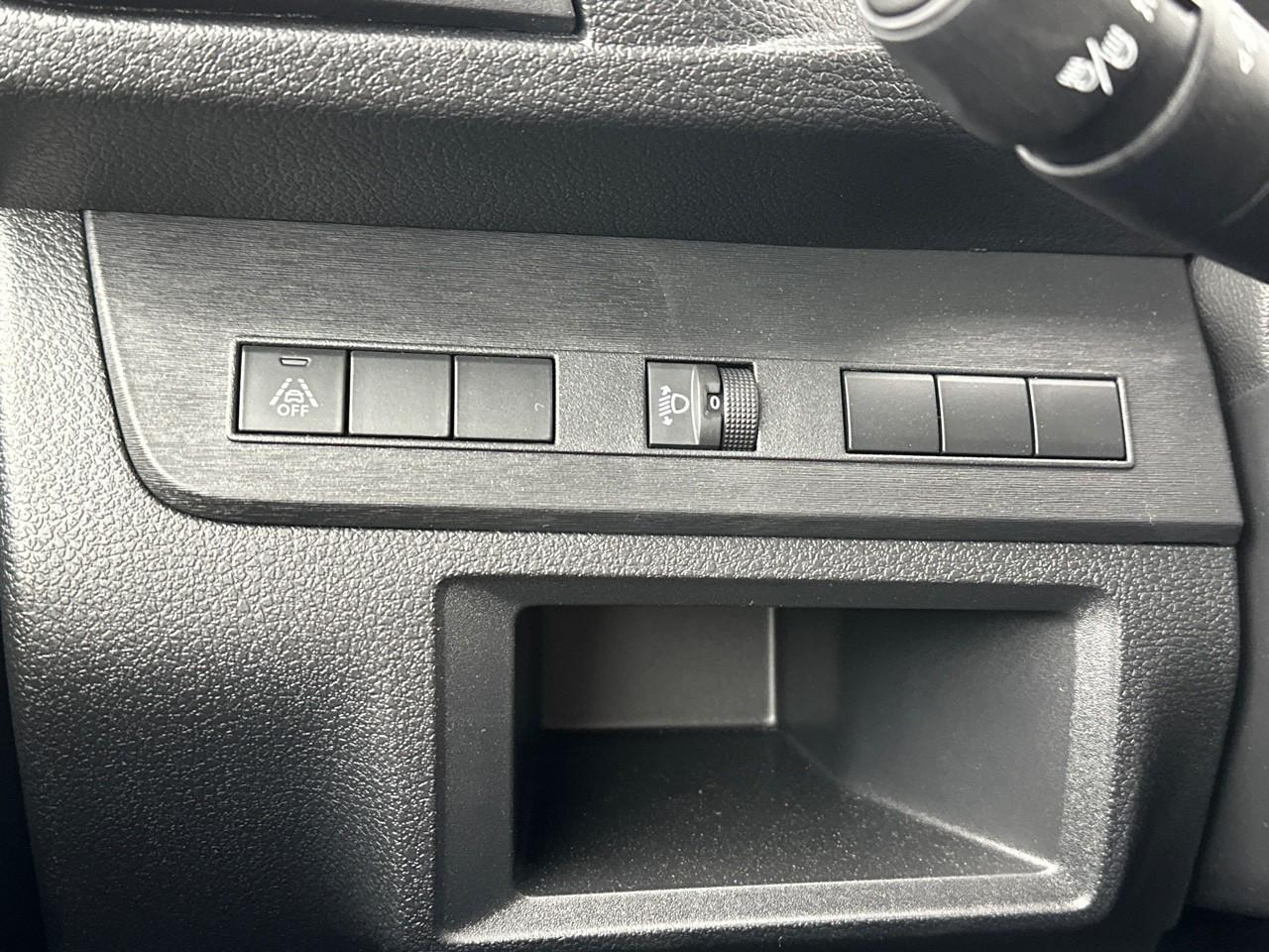 Peugeot Expert fgn m diesel 150 ch automatique — photo 16