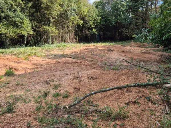 Terrain constructible 1100m²
