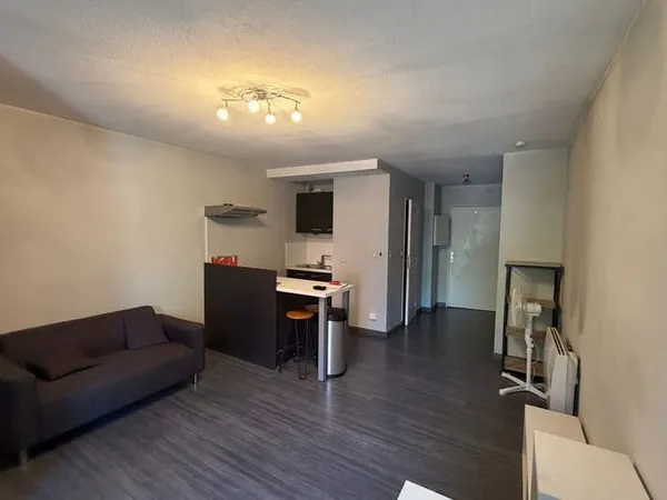 Studio 1 pièce 32 m²