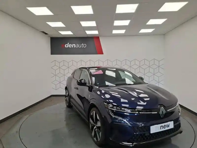 Renault Megane e-tech ev60 220 ch super charge — photo 8