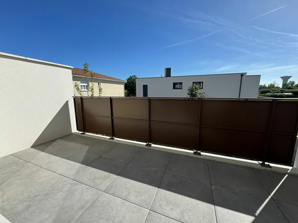 Appartement 2 pièces 46m² + Terrasse + Parking ! ROQUES-SUR-GARONNE