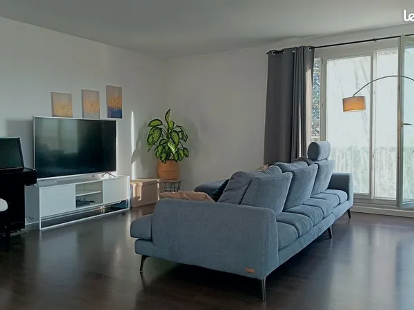 Location meublée appartement 4 pièces 89 m² Villebon-Sur-Yvette (91140)