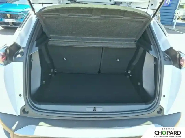 Peugeot 2008 hybrid 145 e-dcs6 — photo 6