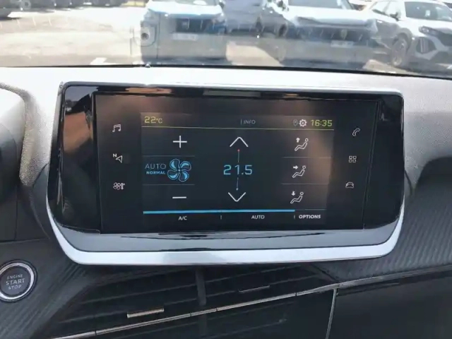 Peugeot 208 electrique 50 kwh 136ch — photo 15