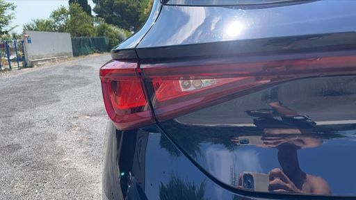 Seat Leon 1.5 eTSI 150 DSG7 - Xcellence – 2022 – 38684 km – Hybride essence – Boîte Automatique — photo 5