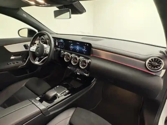 Mercedes Cla shooting brake 200 d 150ch amg line 8g-dct 8cv — photo 6